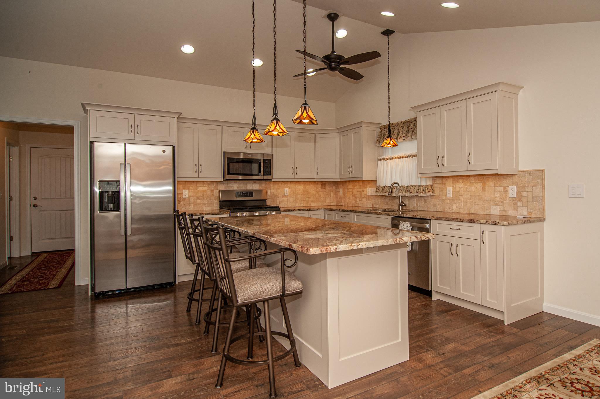 PLYMOUTH - Residential