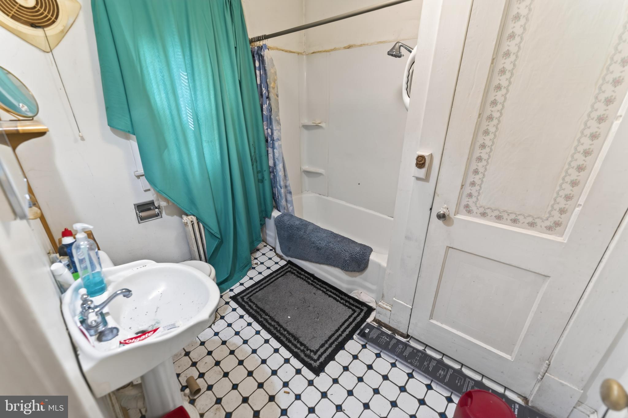 TOWN OF DENTON - Residential