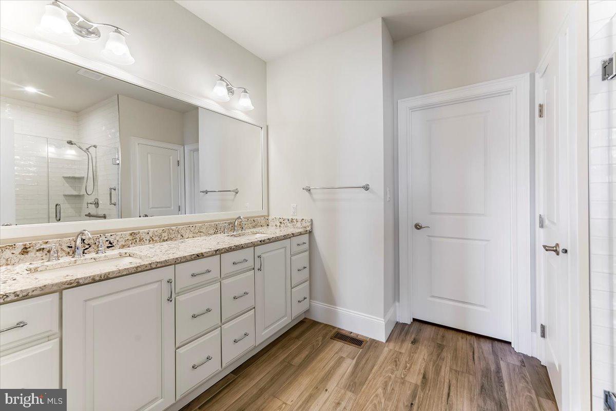 LISETER - Residential