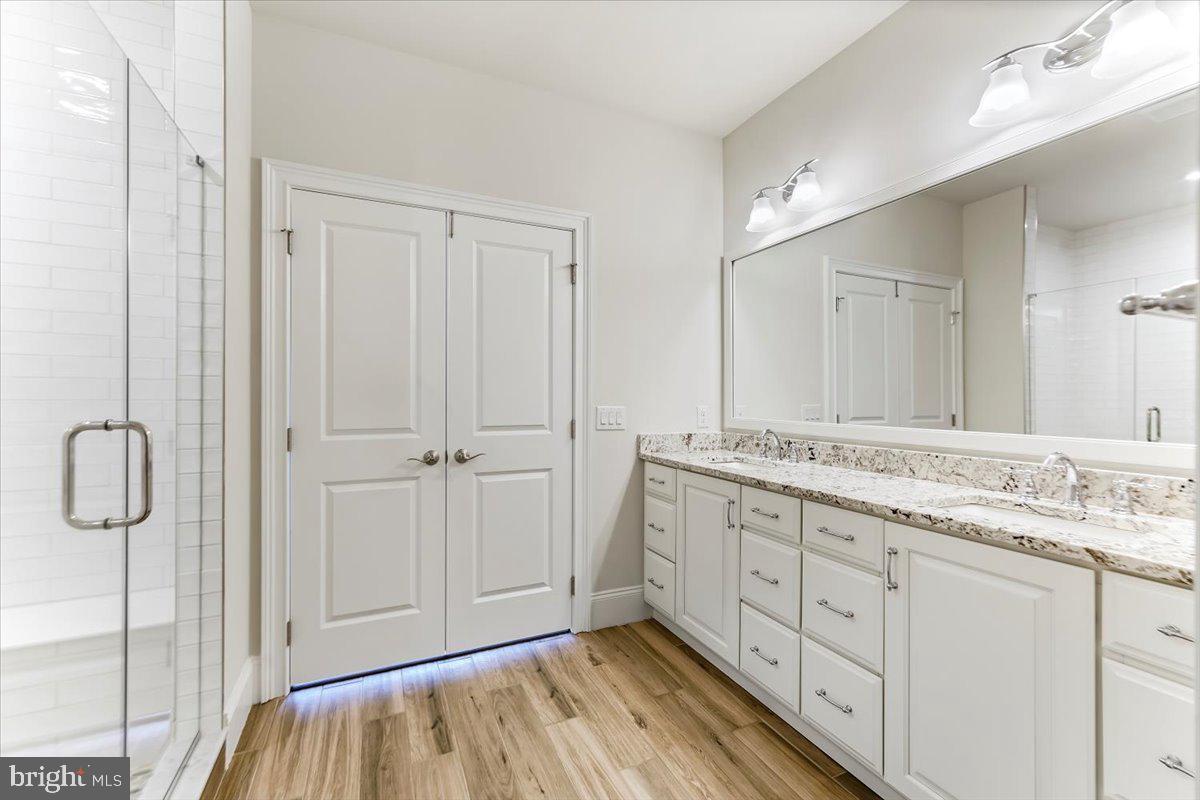 LISETER - Residential