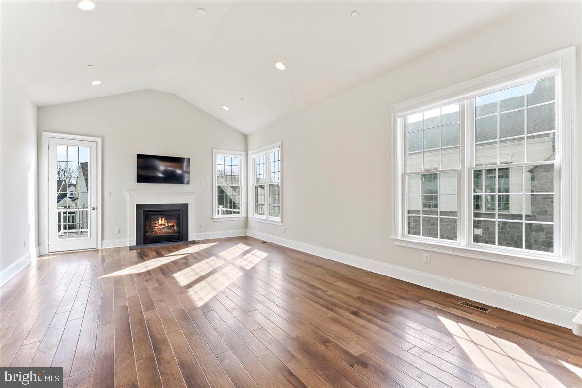 LISETER - Residential