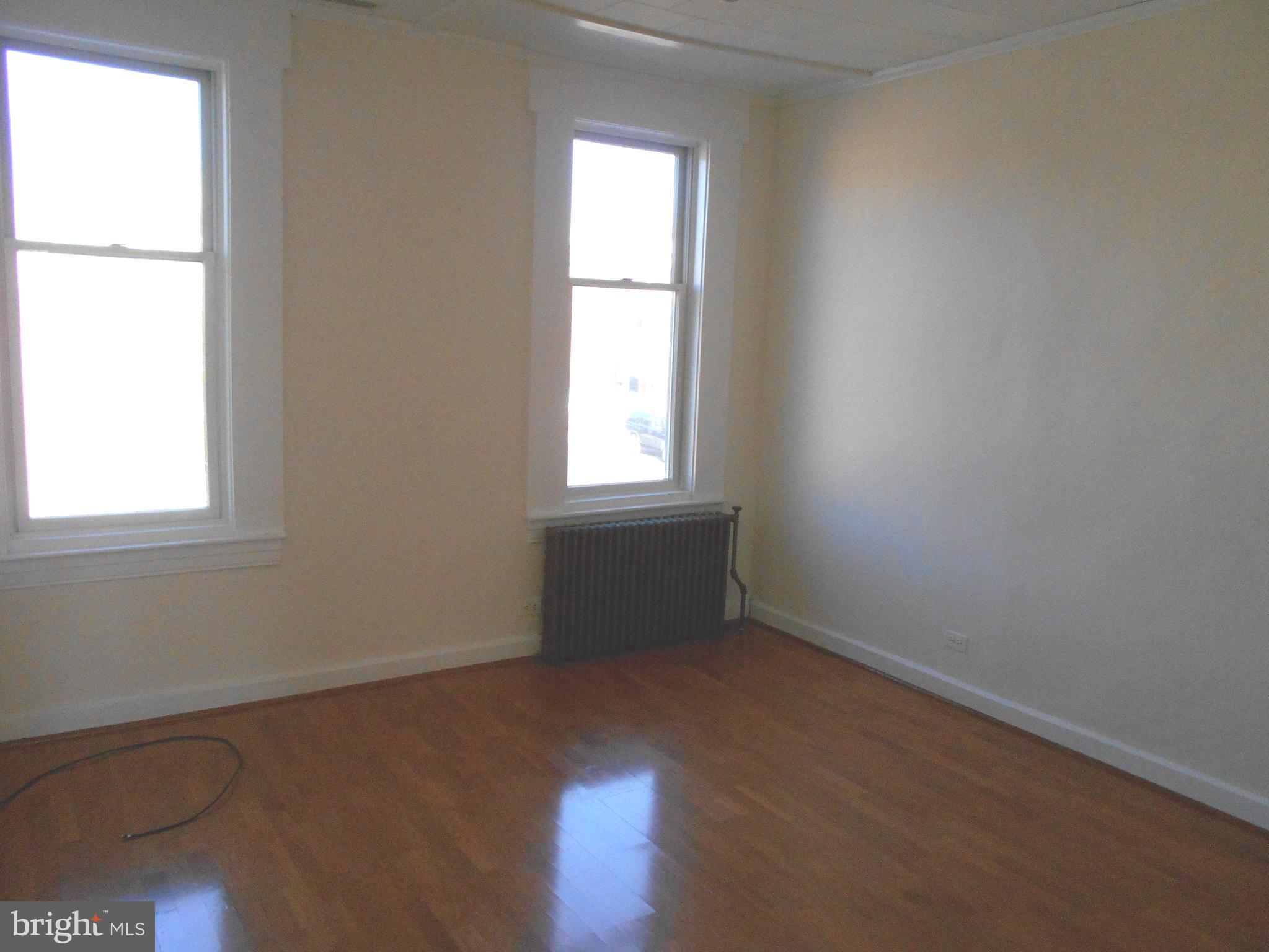 3017 FAIT AVENUE