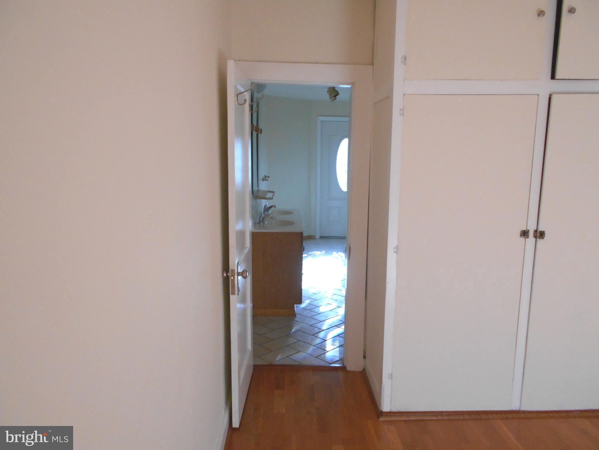 3017 FAIT AVENUE