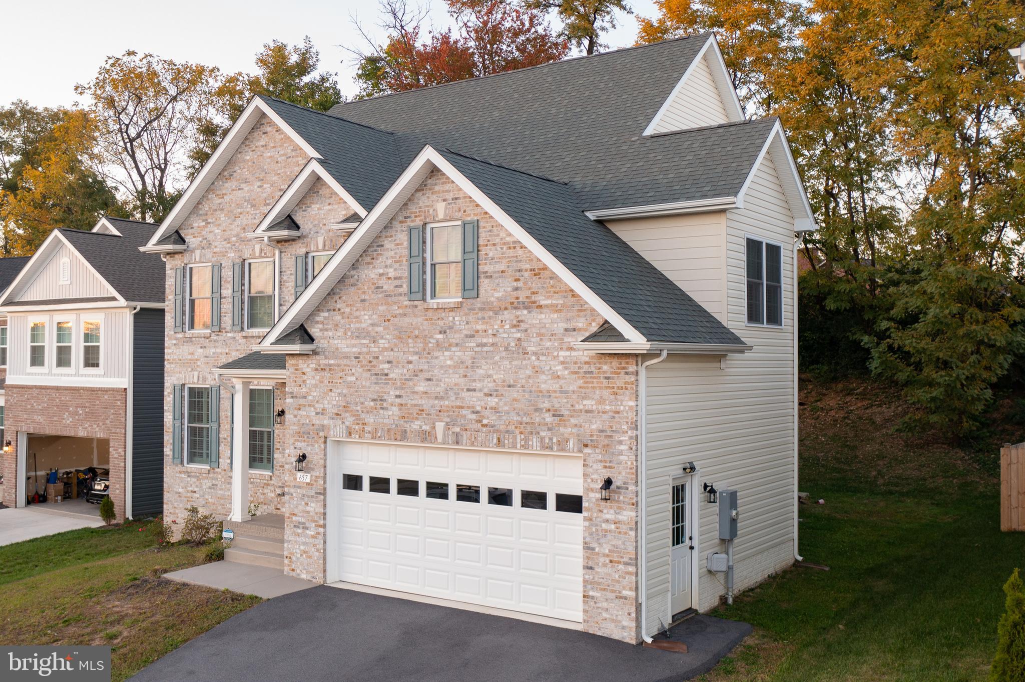 PARK HEIGHTS - Residential