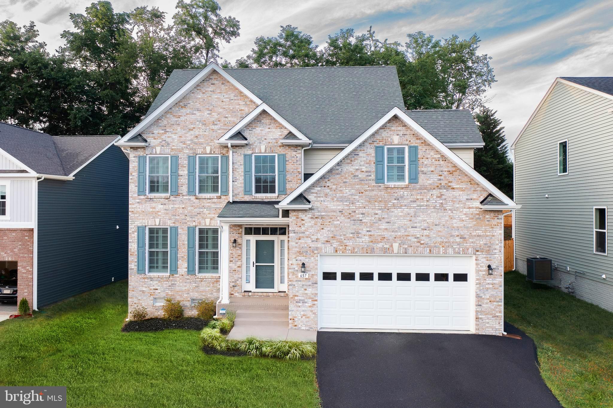 PARK HEIGHTS - Residential