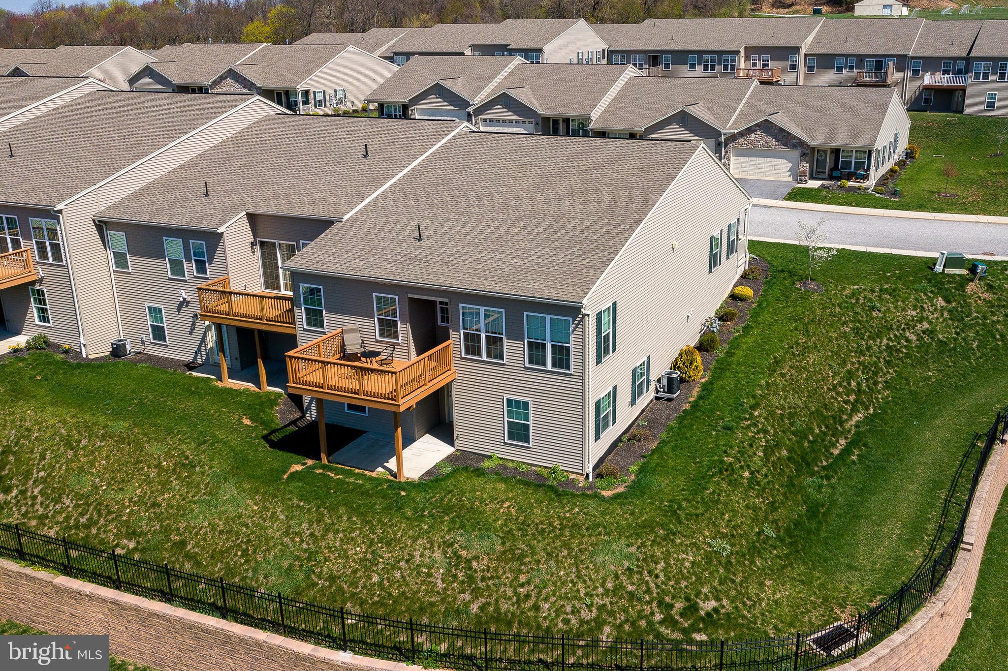 THE PADDOCK @ EQUINE MEADOWS - Residential