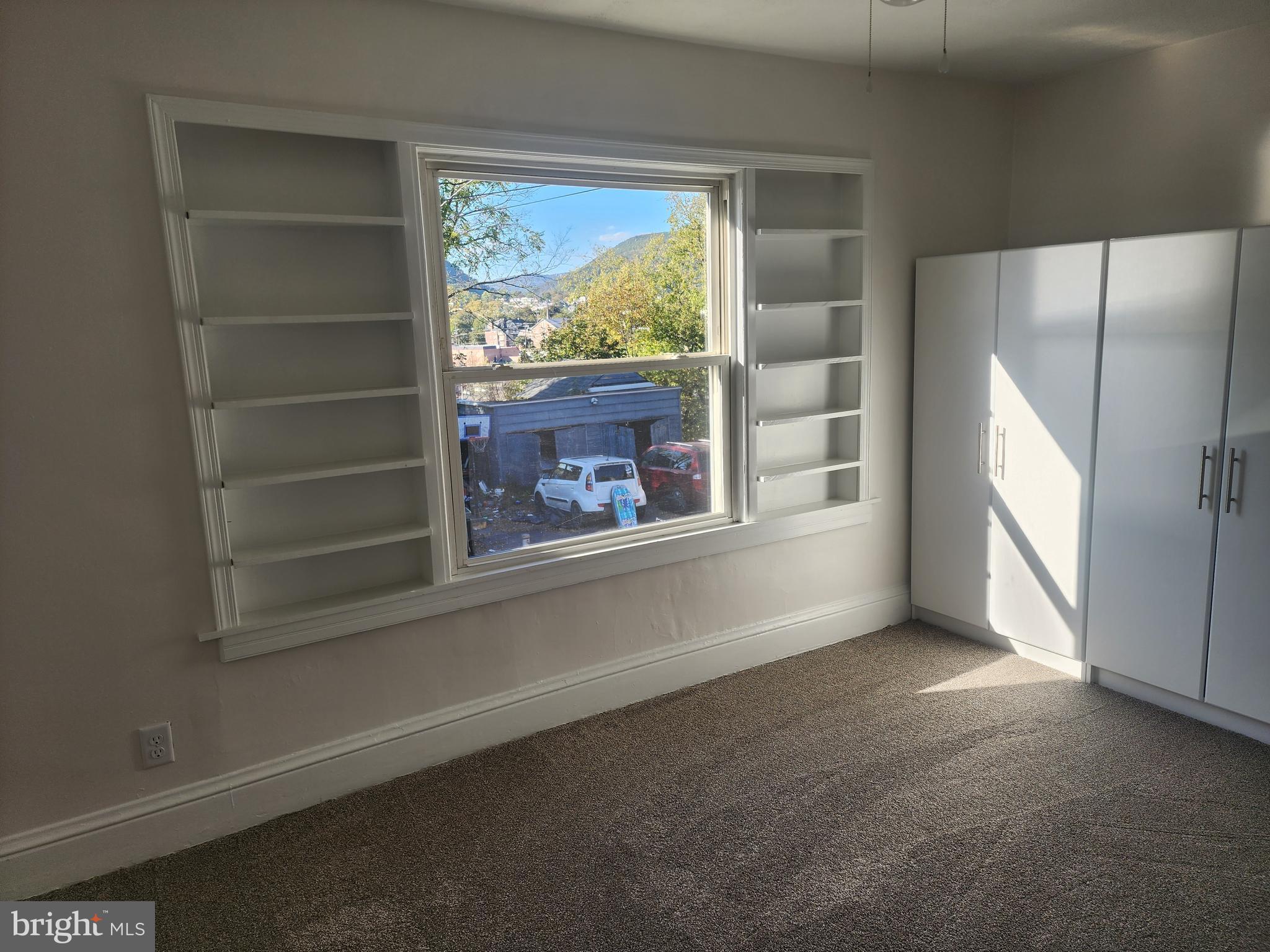 RIDGELEY - Residential