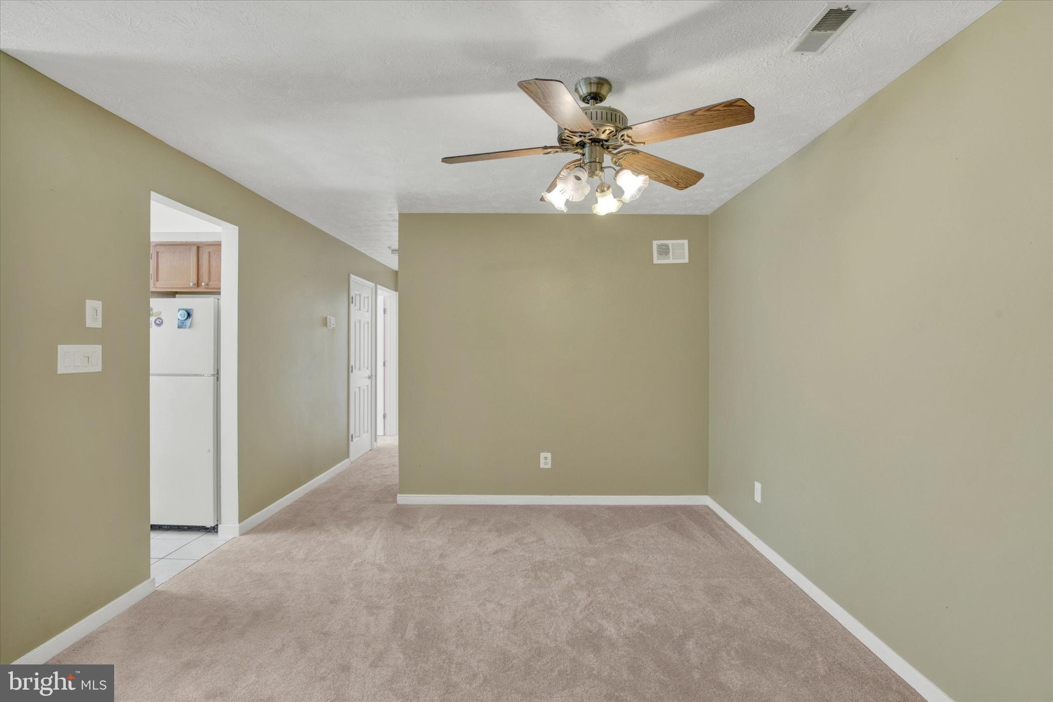 POND CONDOMINIUMS - Residential