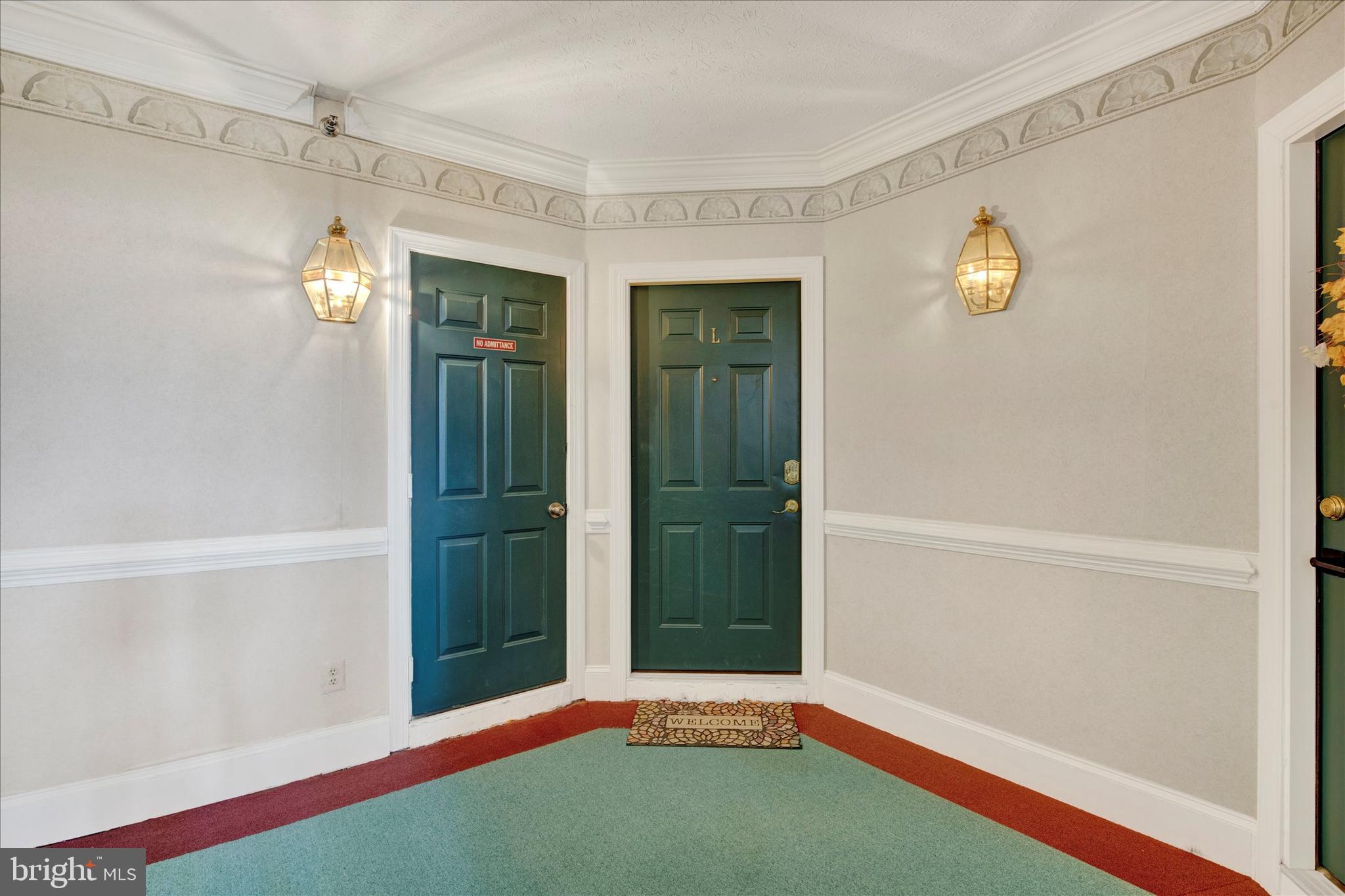 POND CONDOMINIUMS - Residential