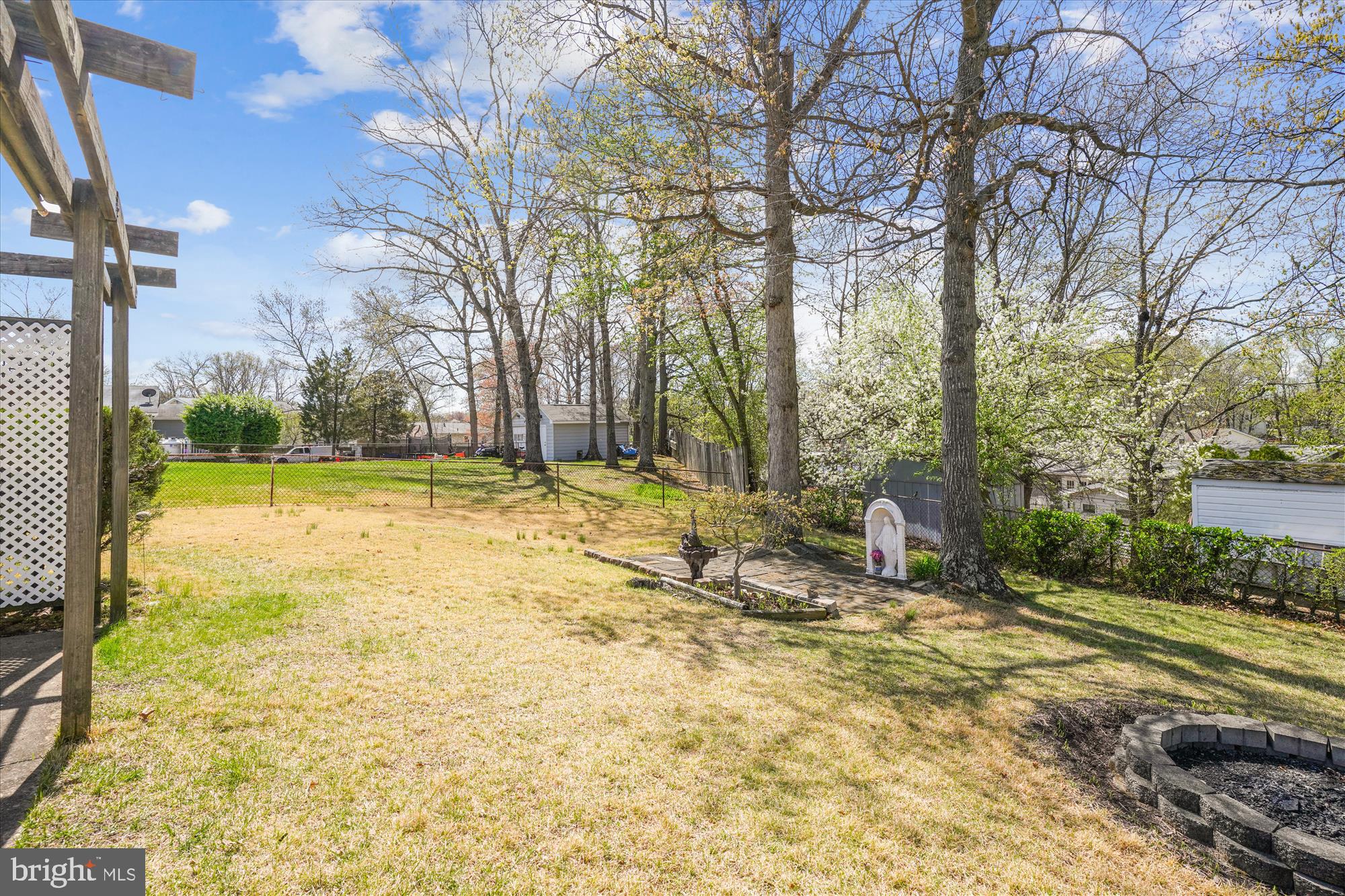 STRAWBERRY HILL EST SUB - Residential