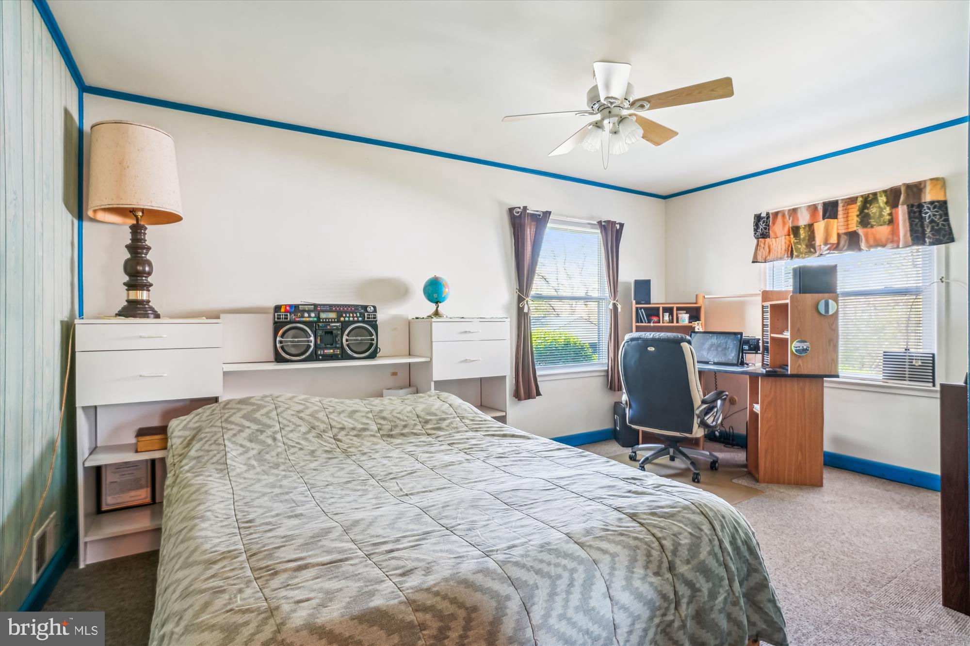 STRAWBERRY HILL EST SUB - Residential