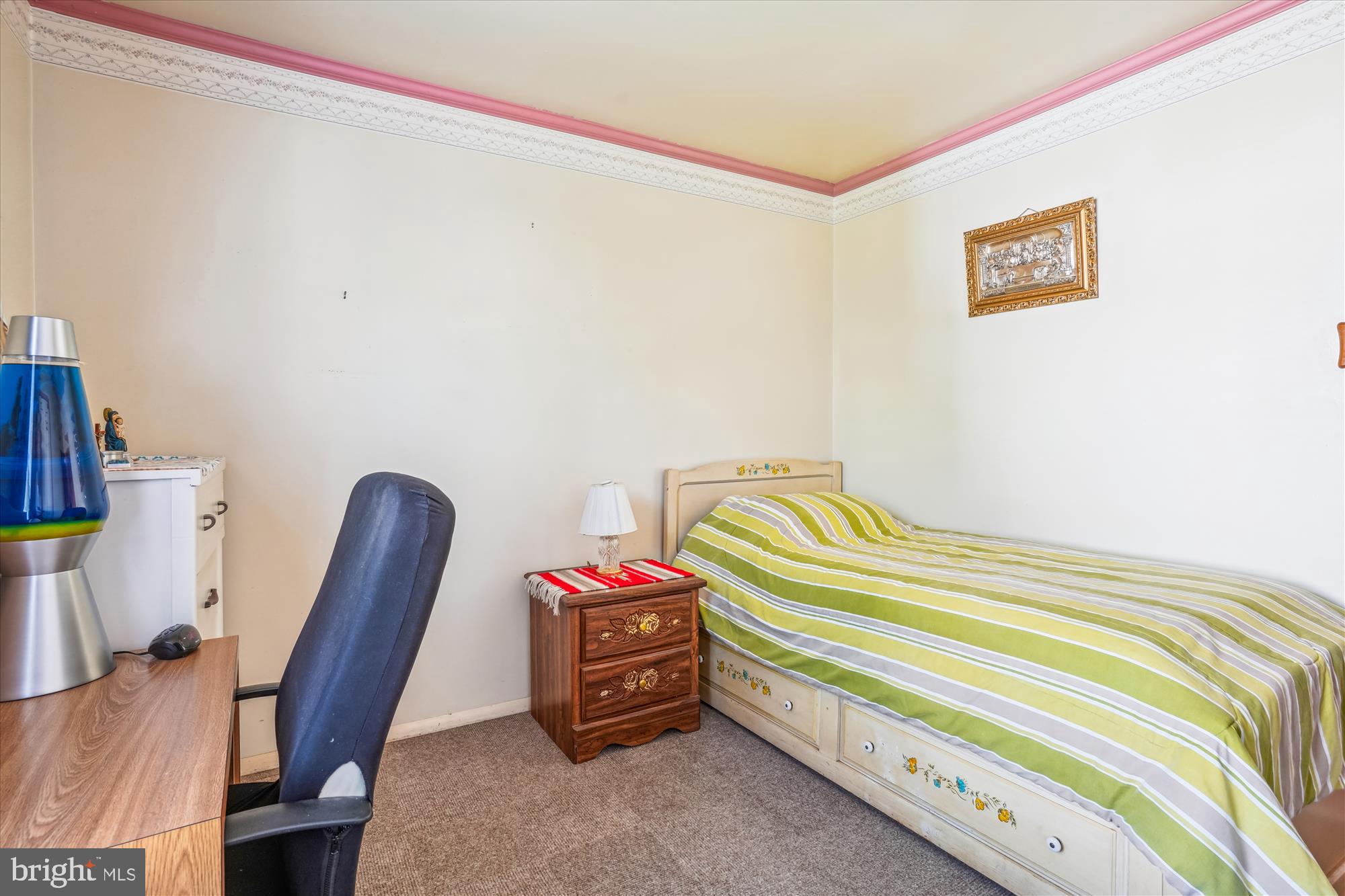 STRAWBERRY HILL EST SUB - Residential