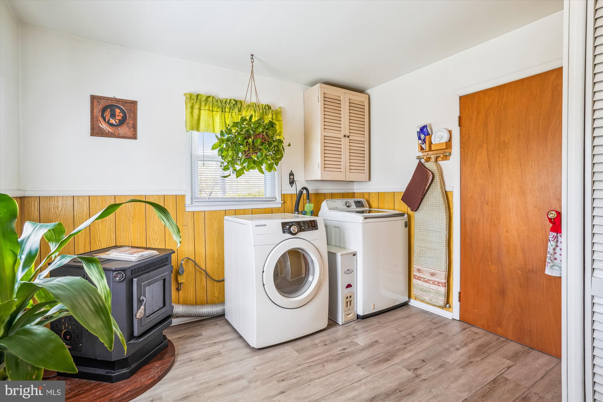 STRAWBERRY HILL EST SUB - Residential