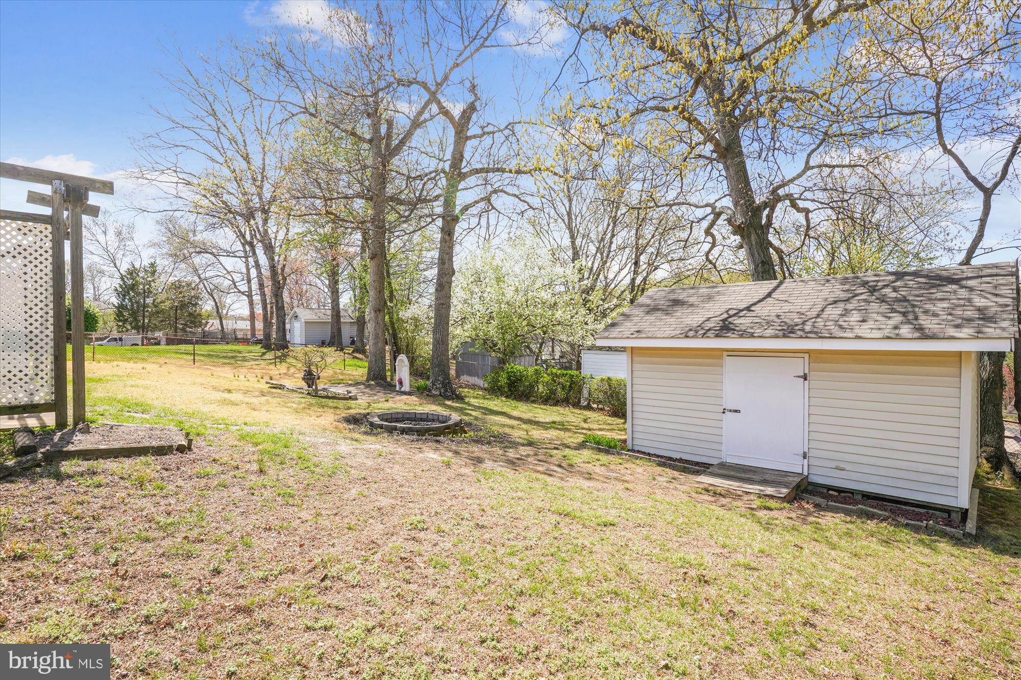 STRAWBERRY HILL EST SUB - Residential