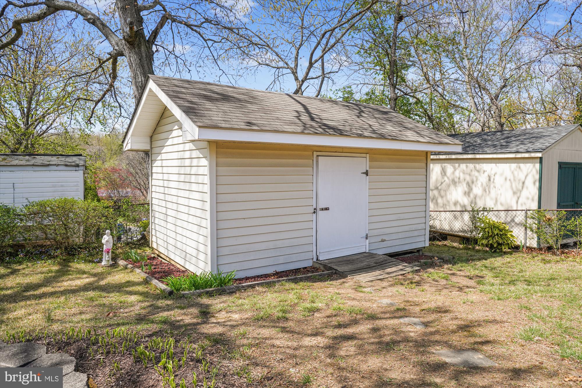 STRAWBERRY HILL EST SUB - Residential