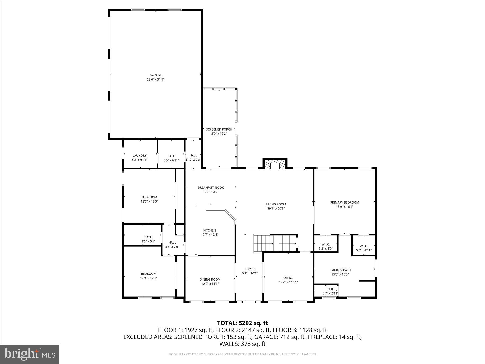 LAKE FRONT ROYAL - Residential