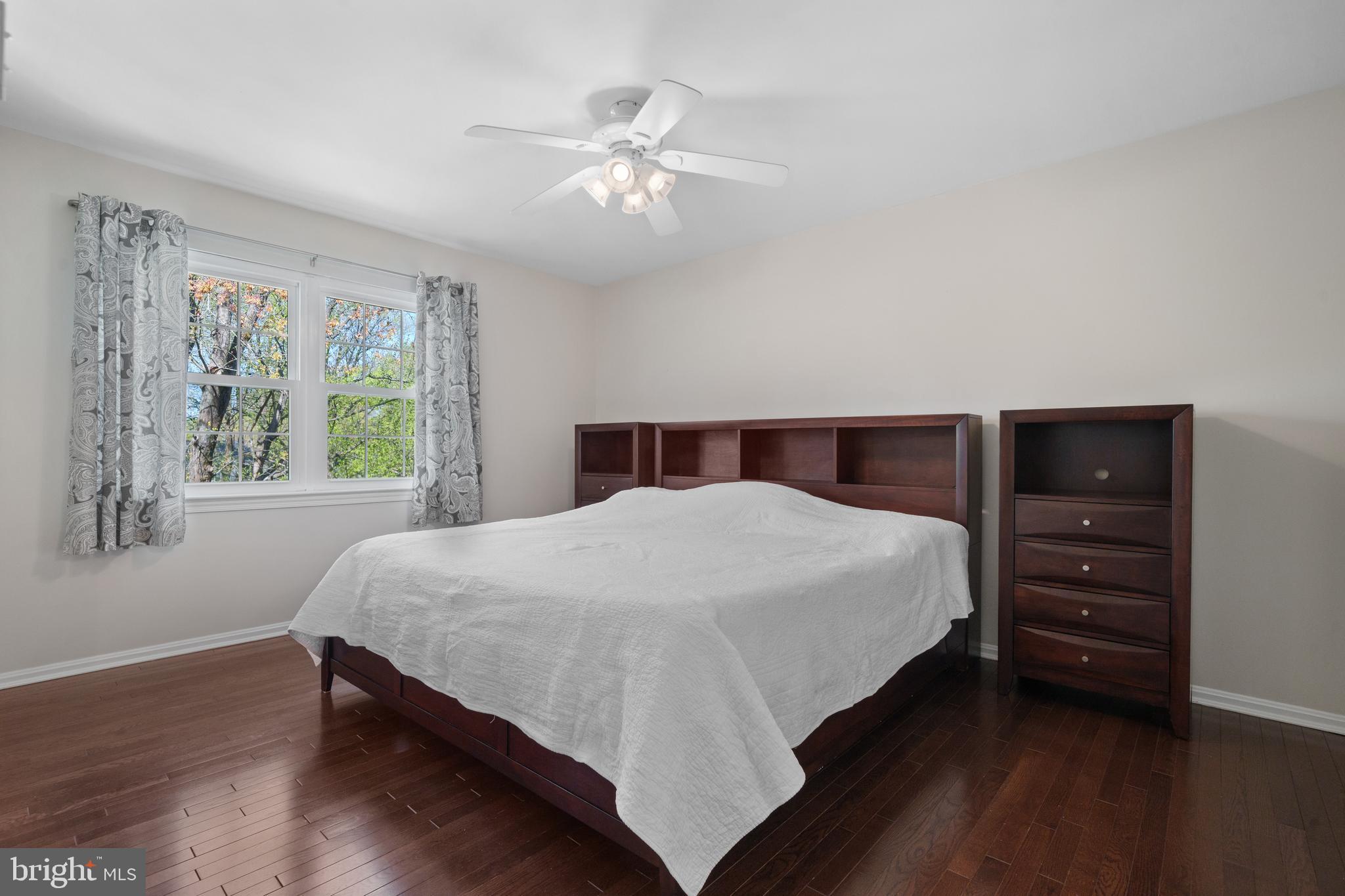 BURKE CENTRE - Residential