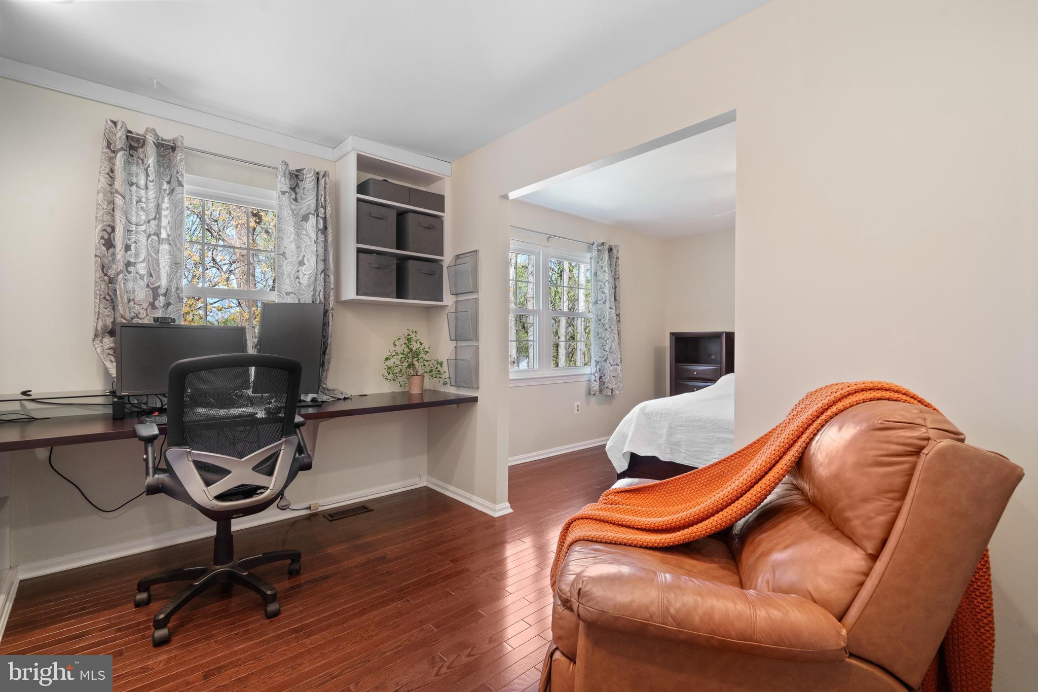 BURKE CENTRE - Residential