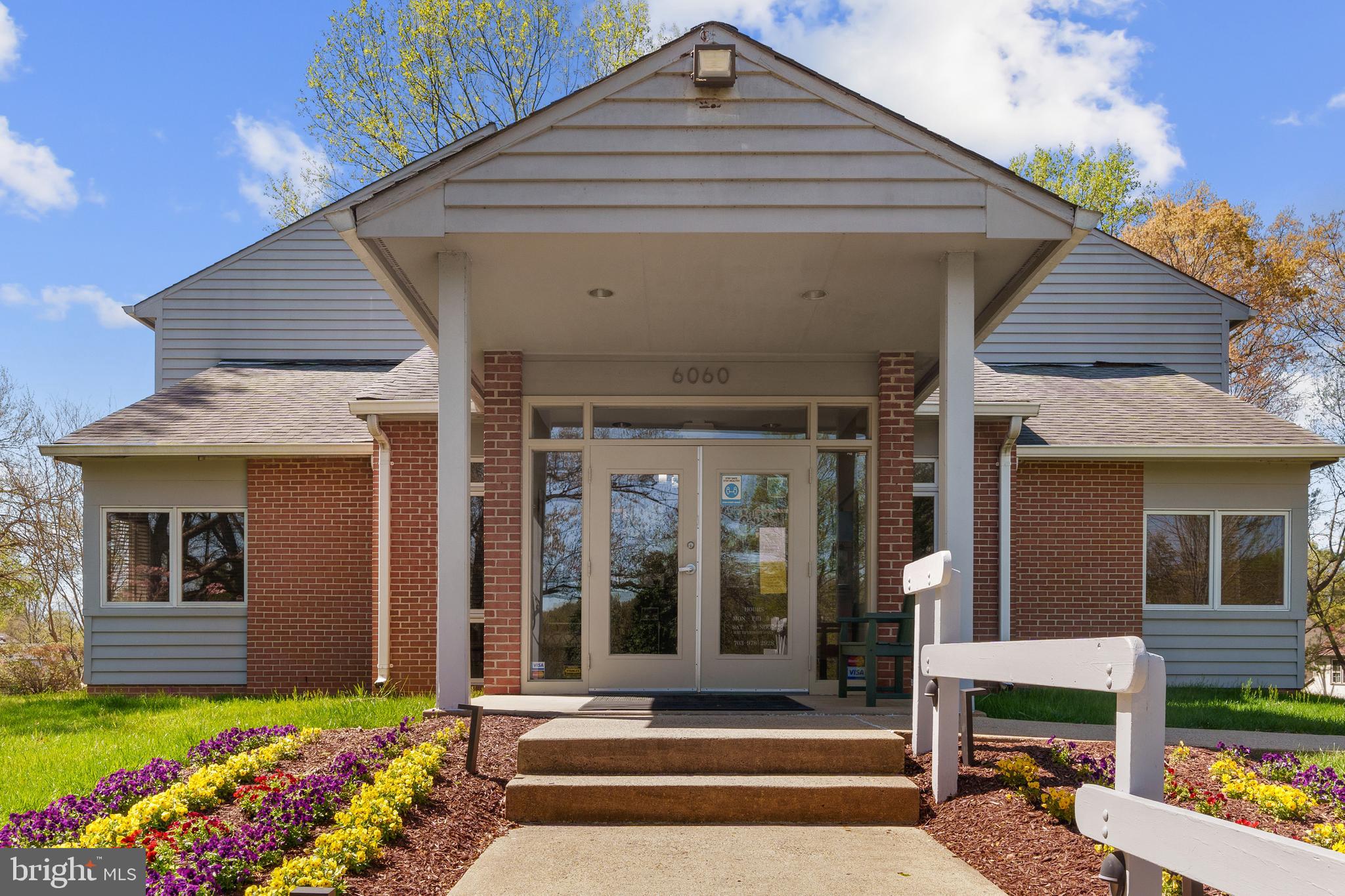 BURKE CENTRE - Residential