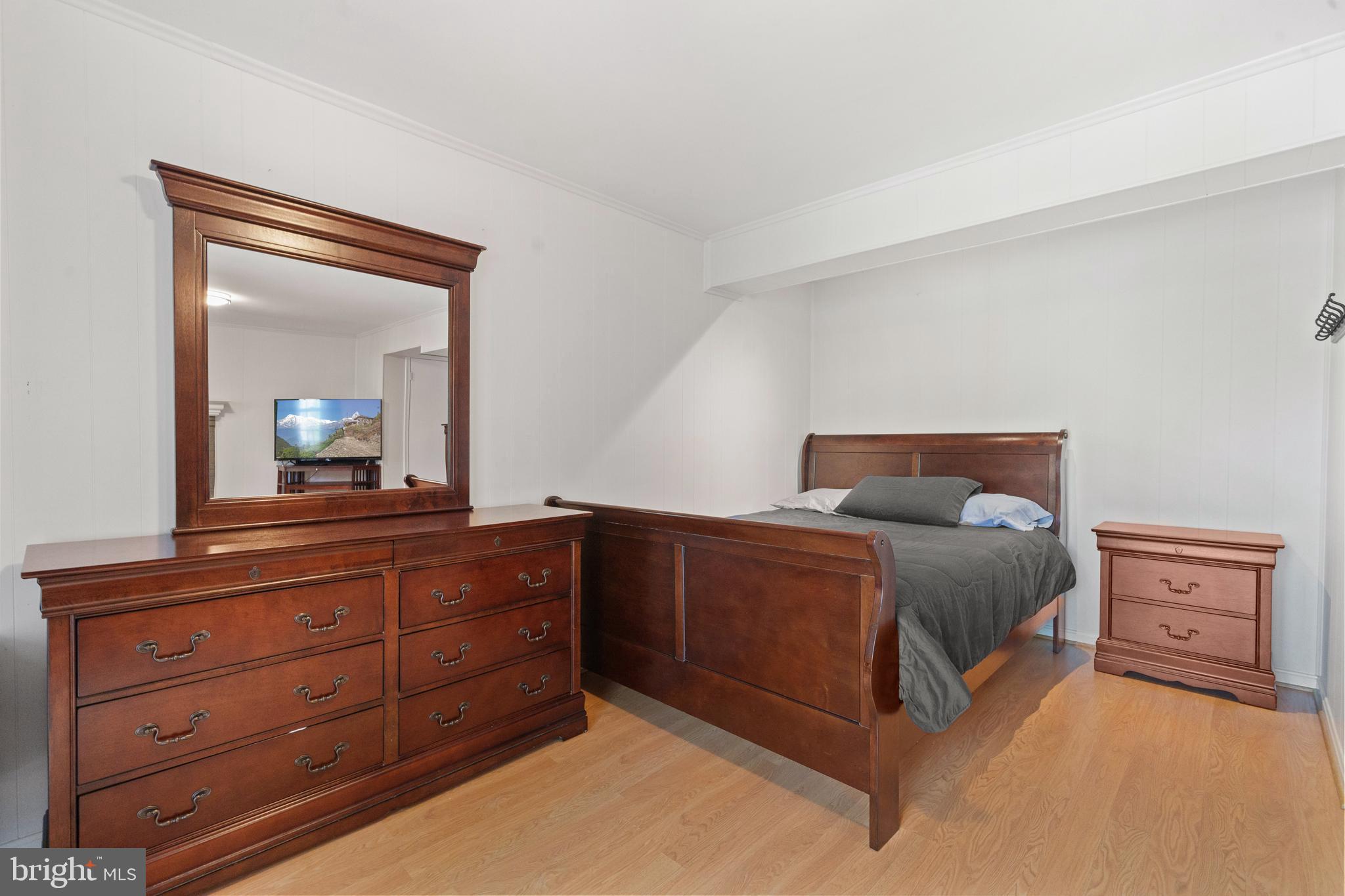 BURKE CENTRE - Residential