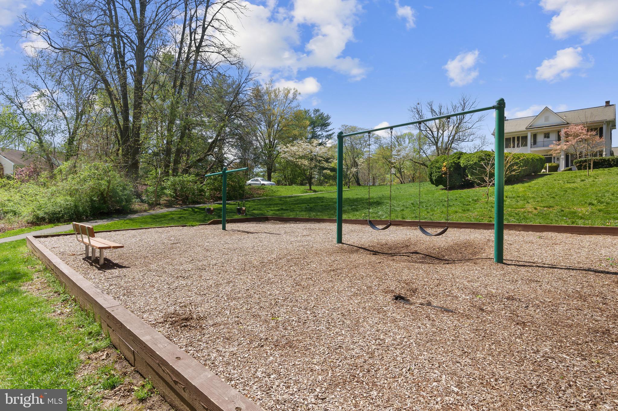 BURKE CENTRE - Residential