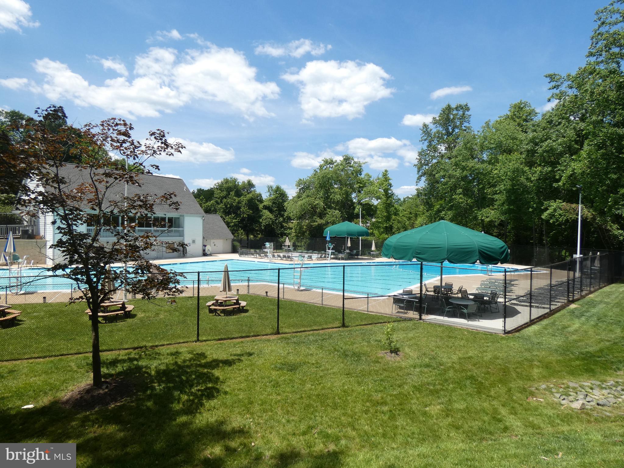 BURKE CENTRE - Residential