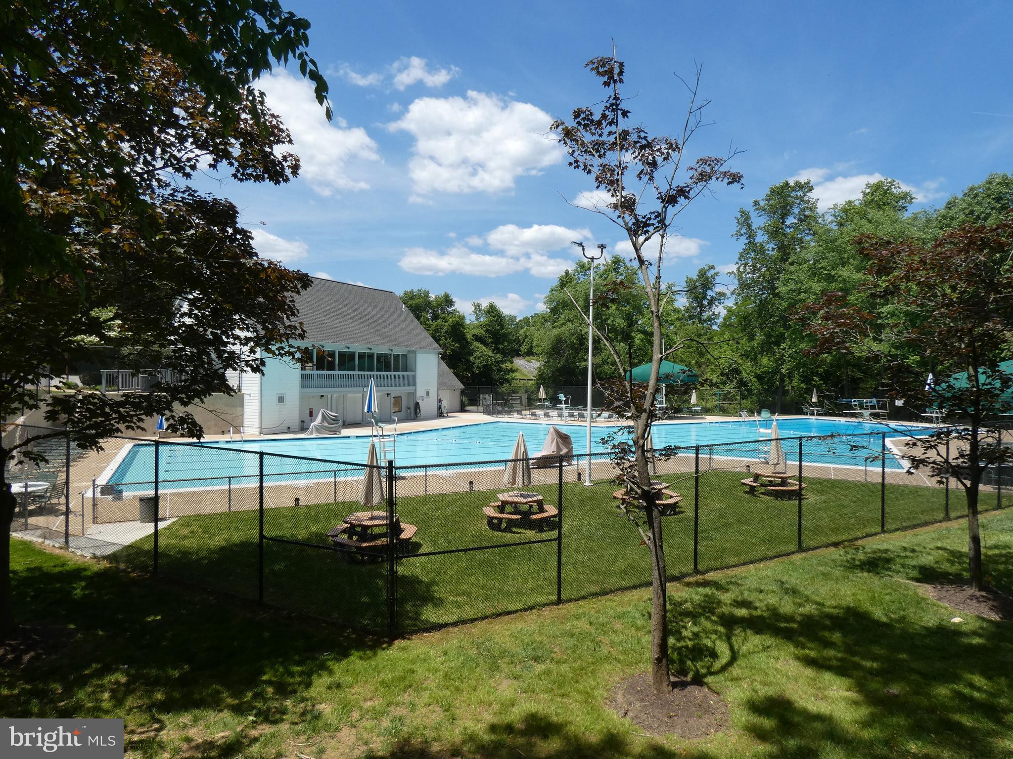 BURKE CENTRE - Residential