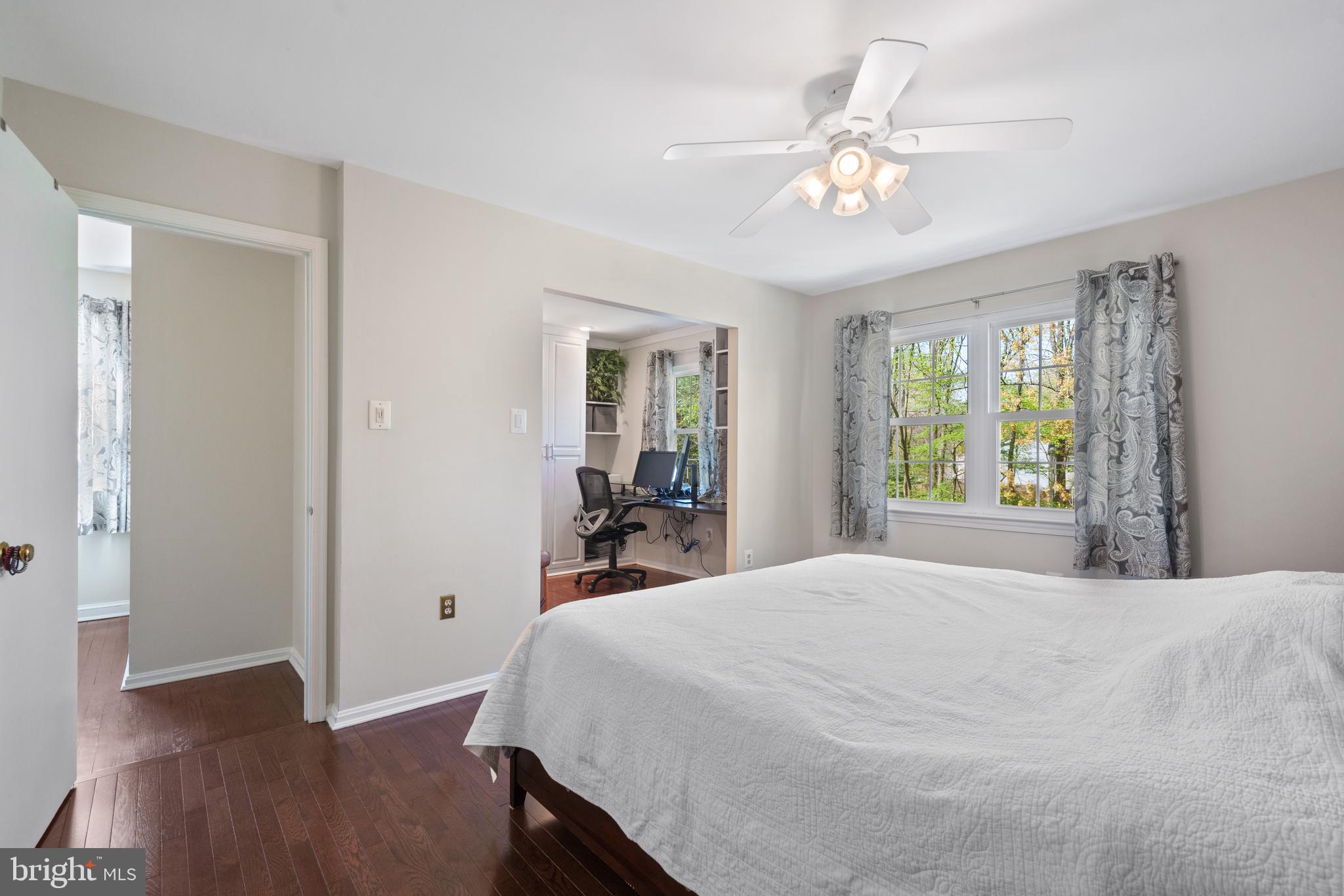 BURKE CENTRE - Residential