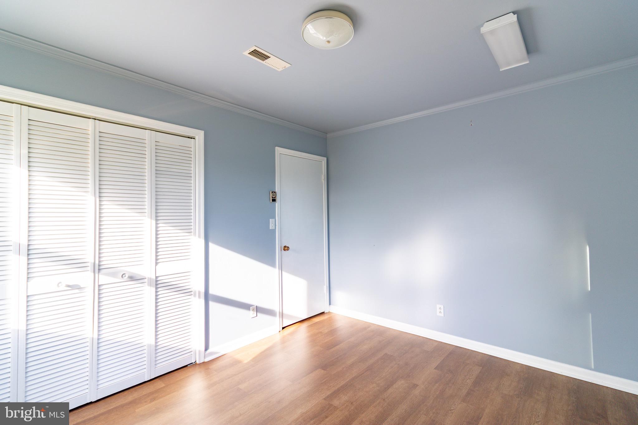 HILLCREST - Residential