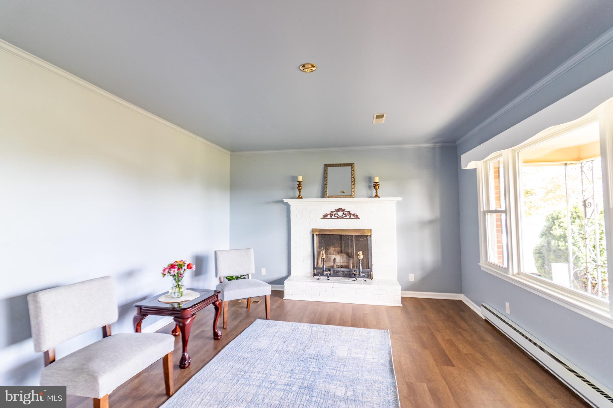 HILLCREST - Residential