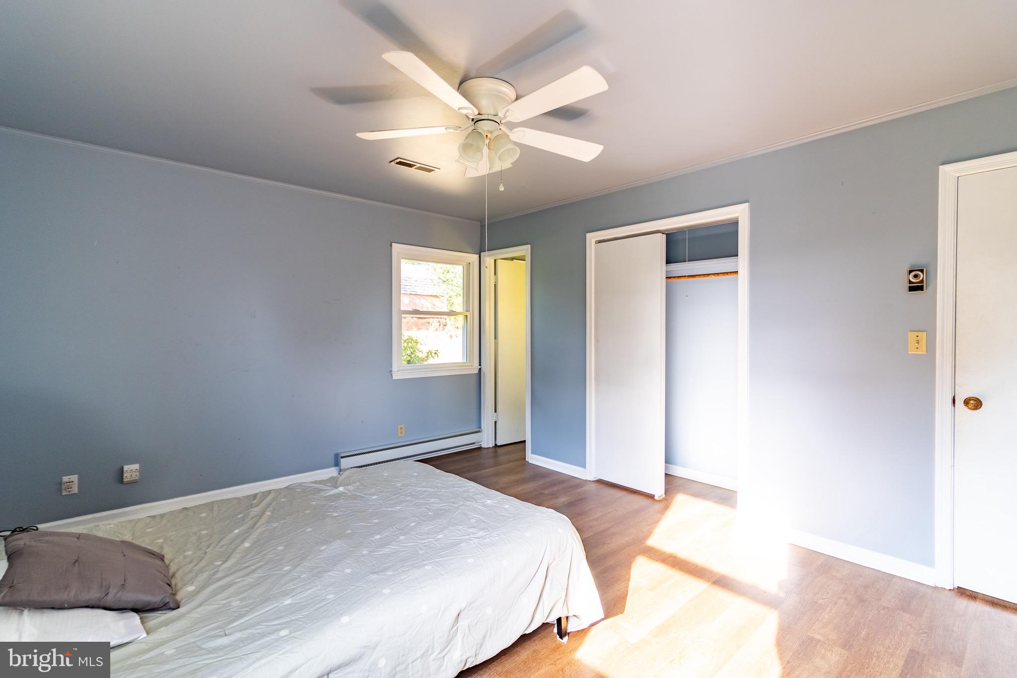 HILLCREST - Residential