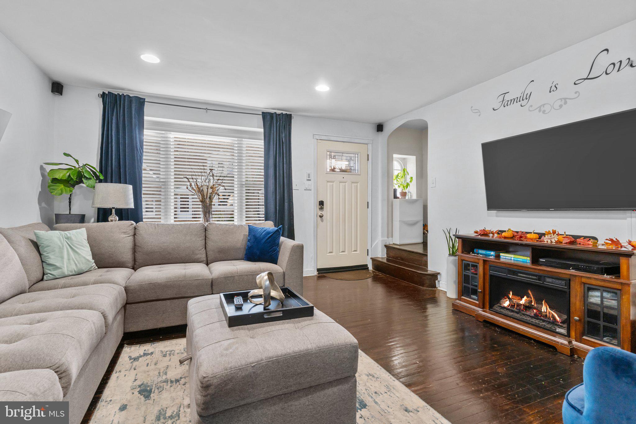 CASTOR GARDENS - Residential