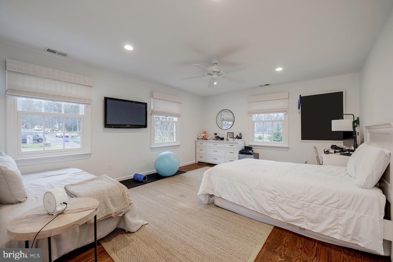 GREAT FALLS ESTATES - Residential