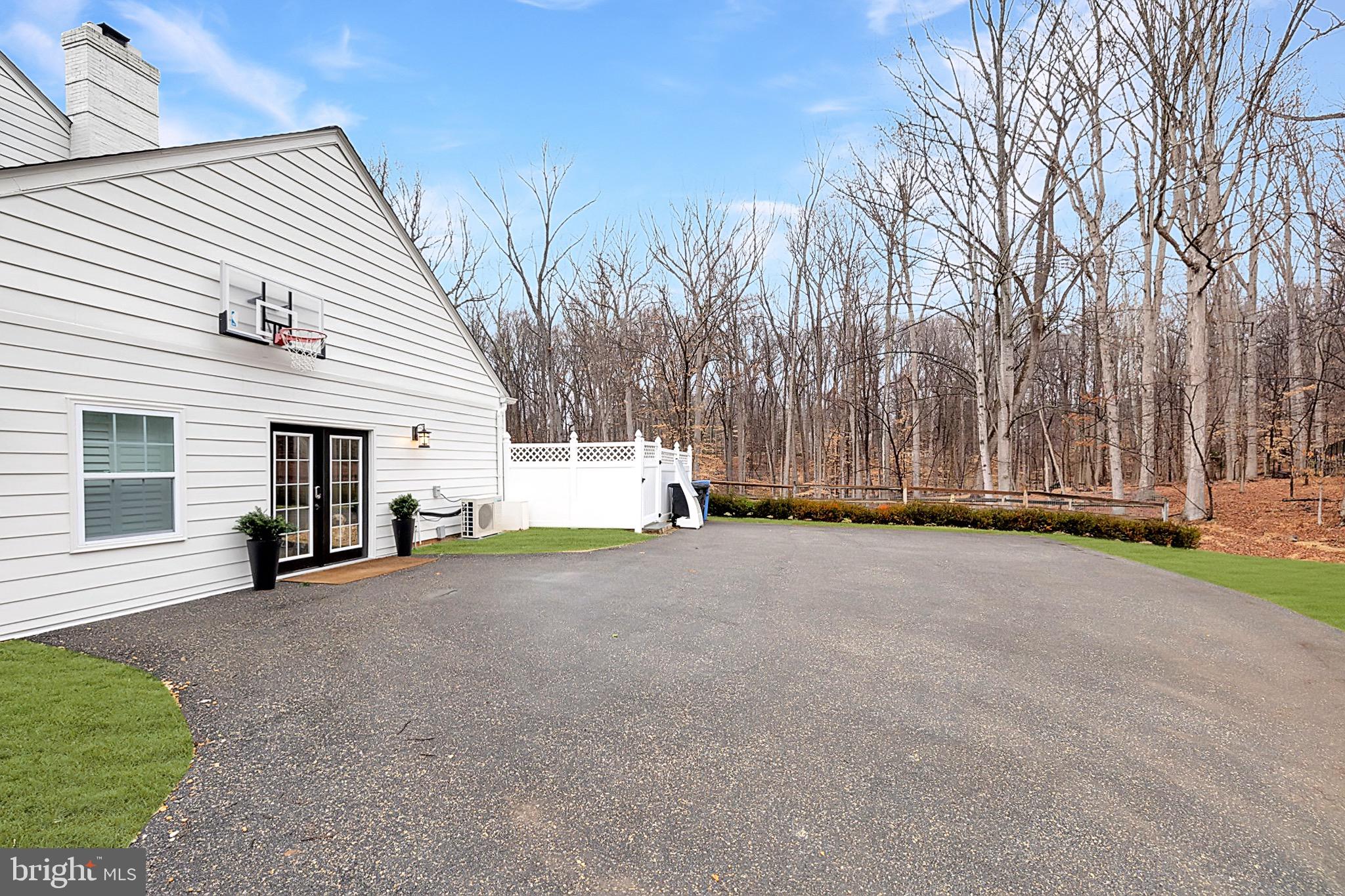 GREAT FALLS ESTATES - Residential