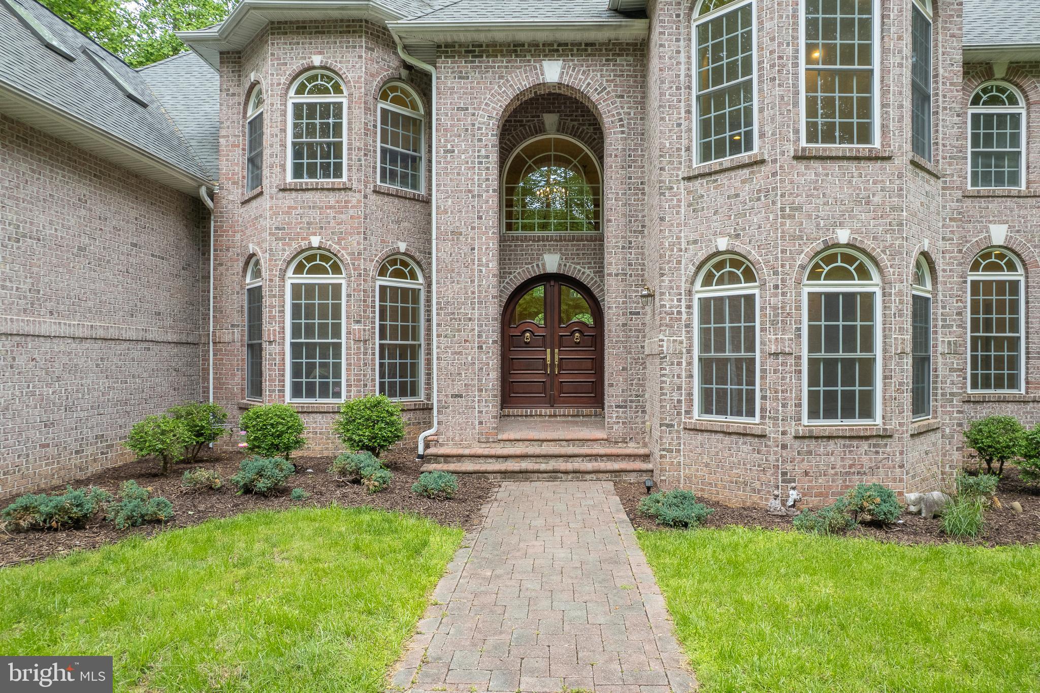 1336 CROWS FOOT ROAD
