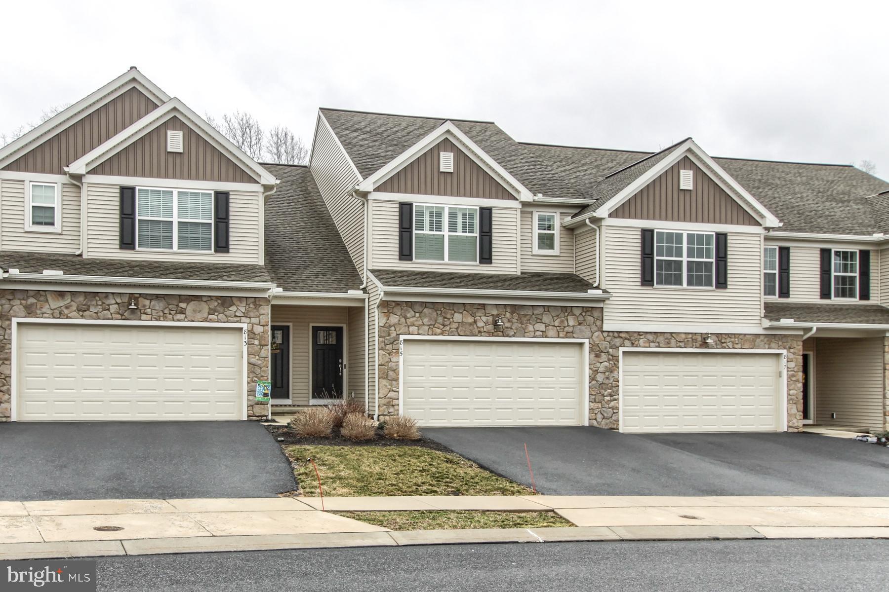 CHAMBERS POINTE - Residential