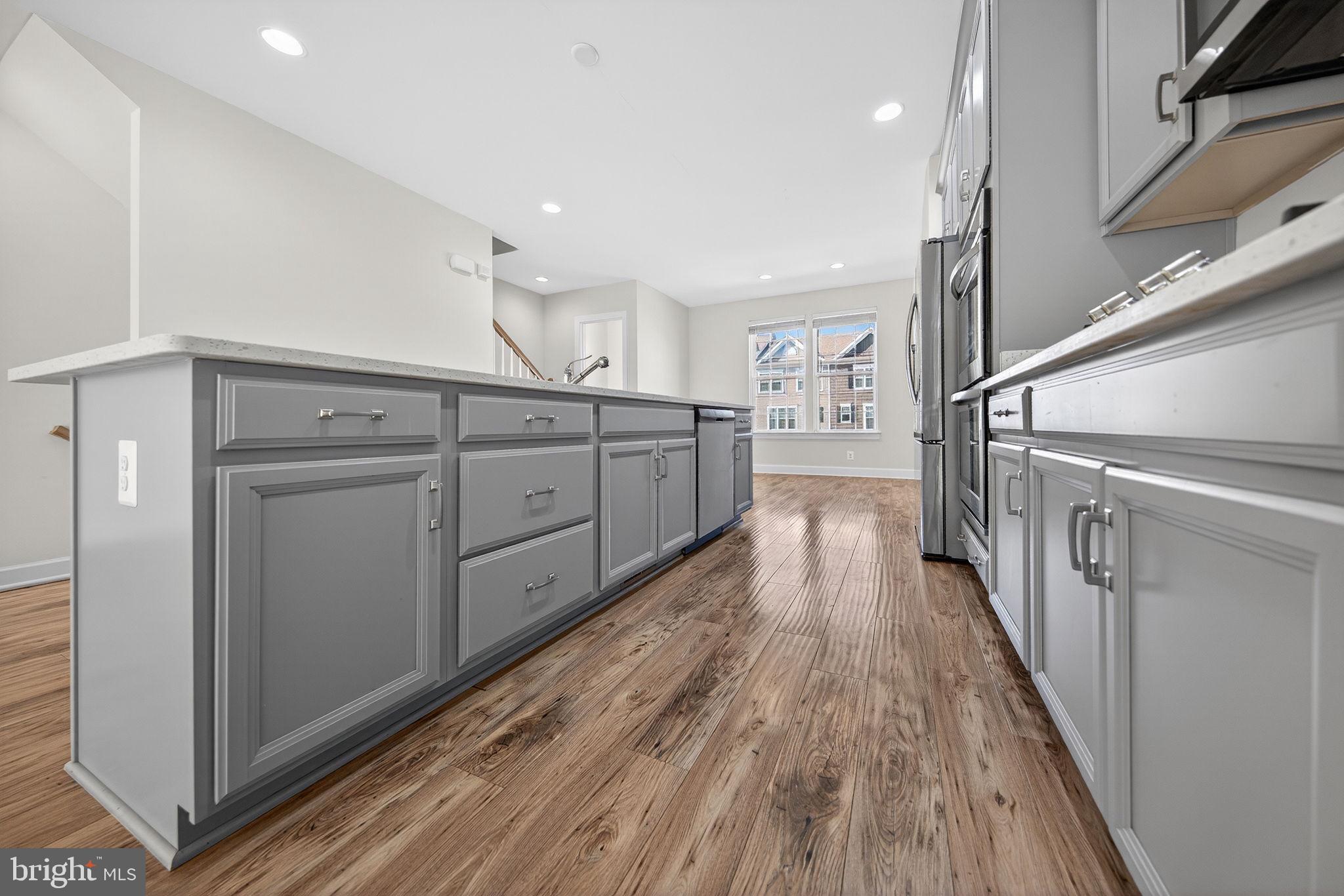 HAYMARKET CROSSING - Residential