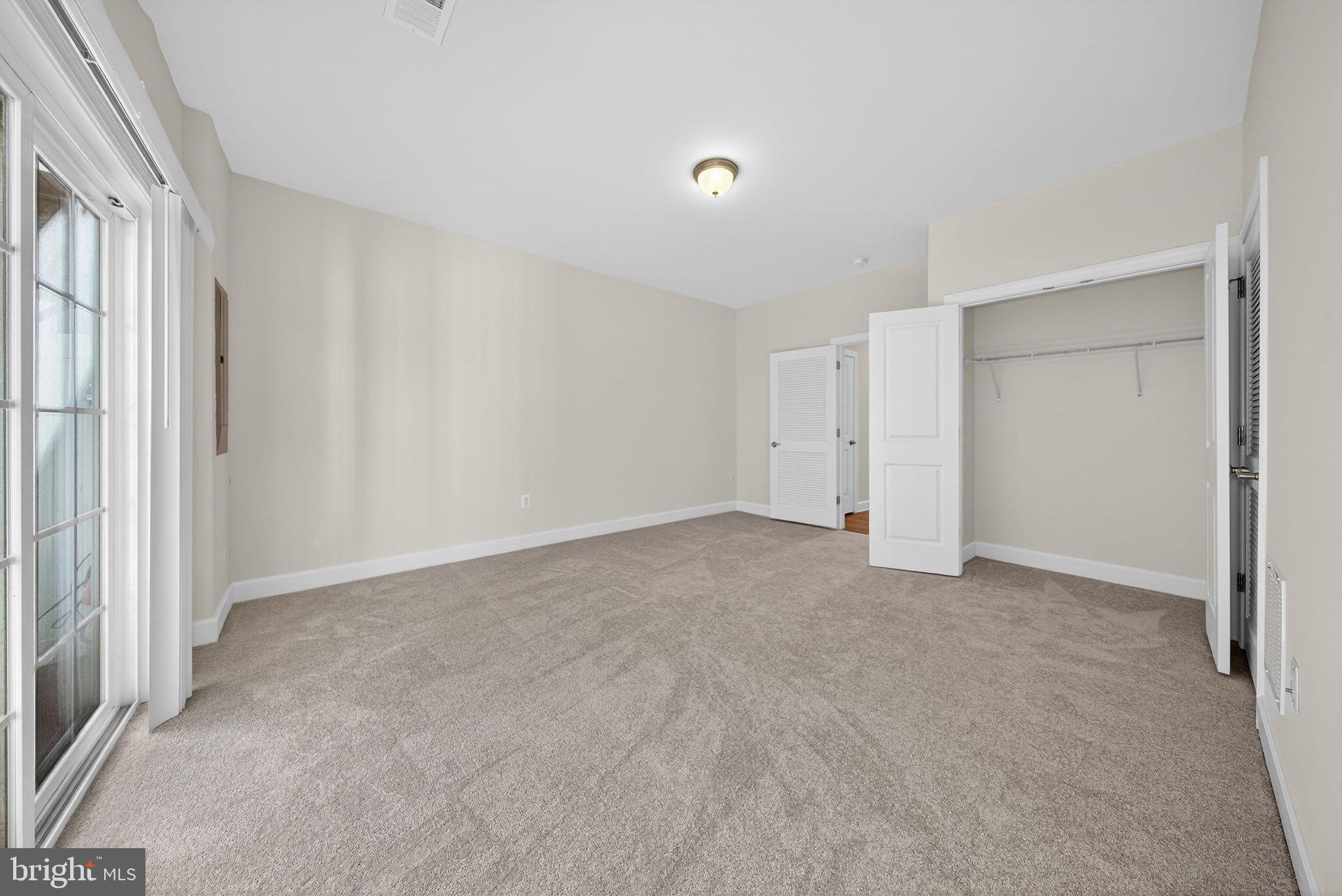 HAYMARKET CROSSING - Residential