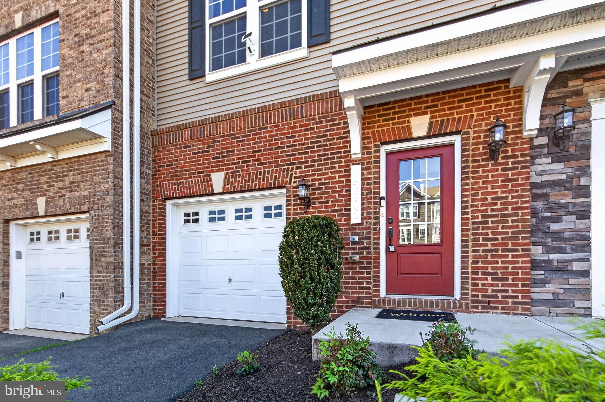 HAYMARKET CROSSING - Residential