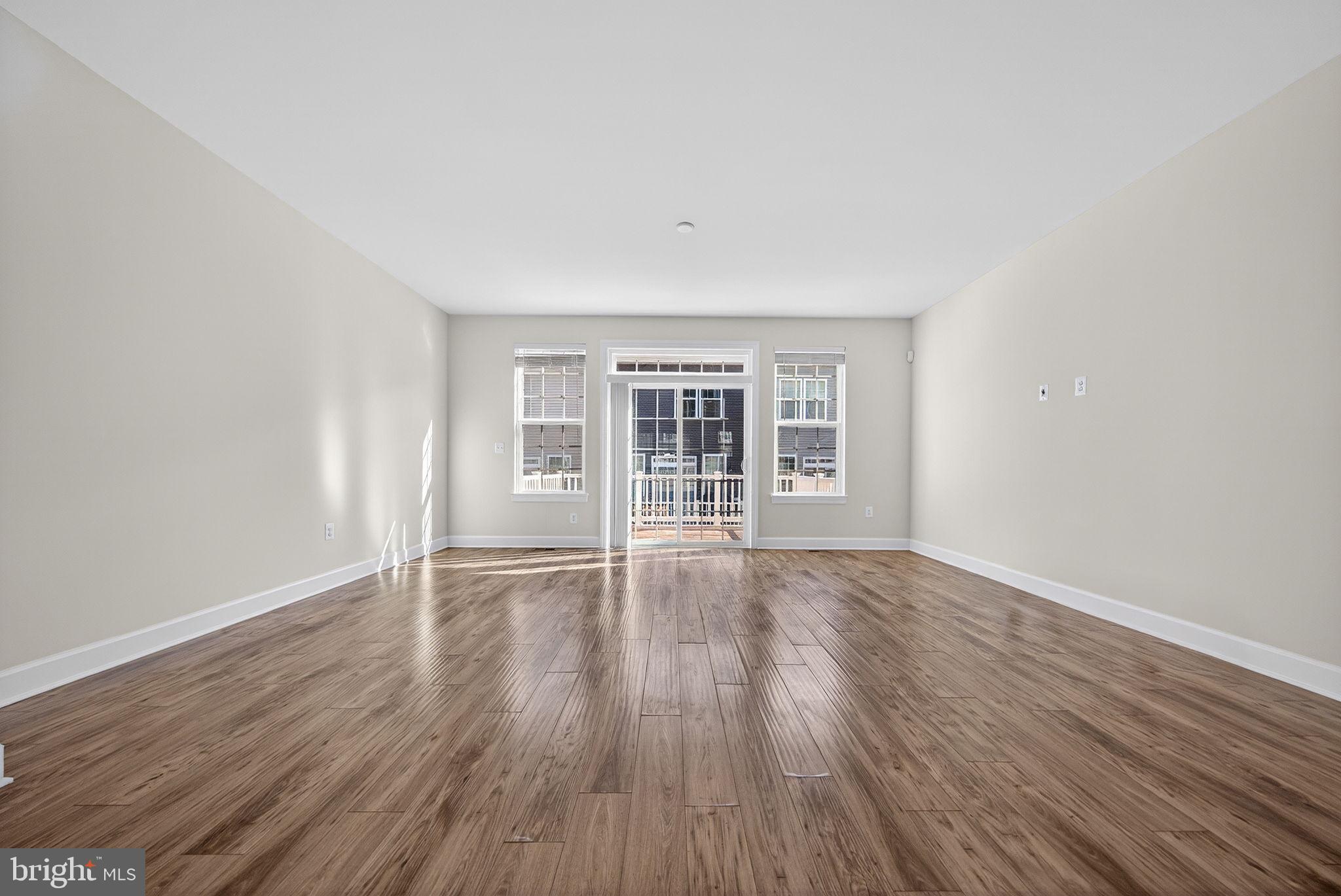 HAYMARKET CROSSING - Residential