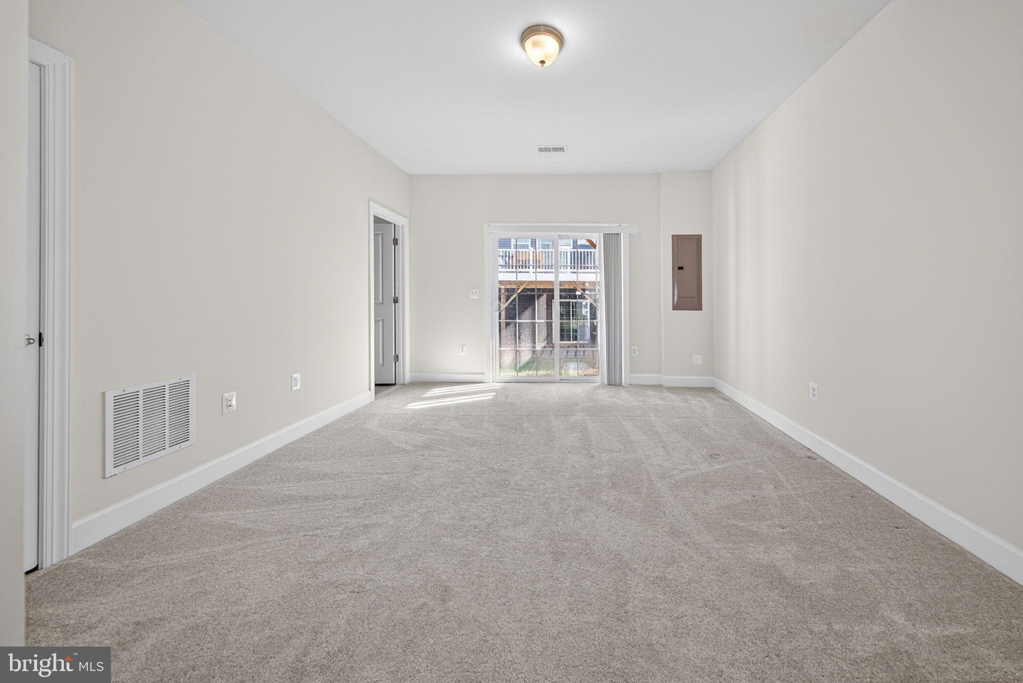 HAYMARKET CROSSING - Residential