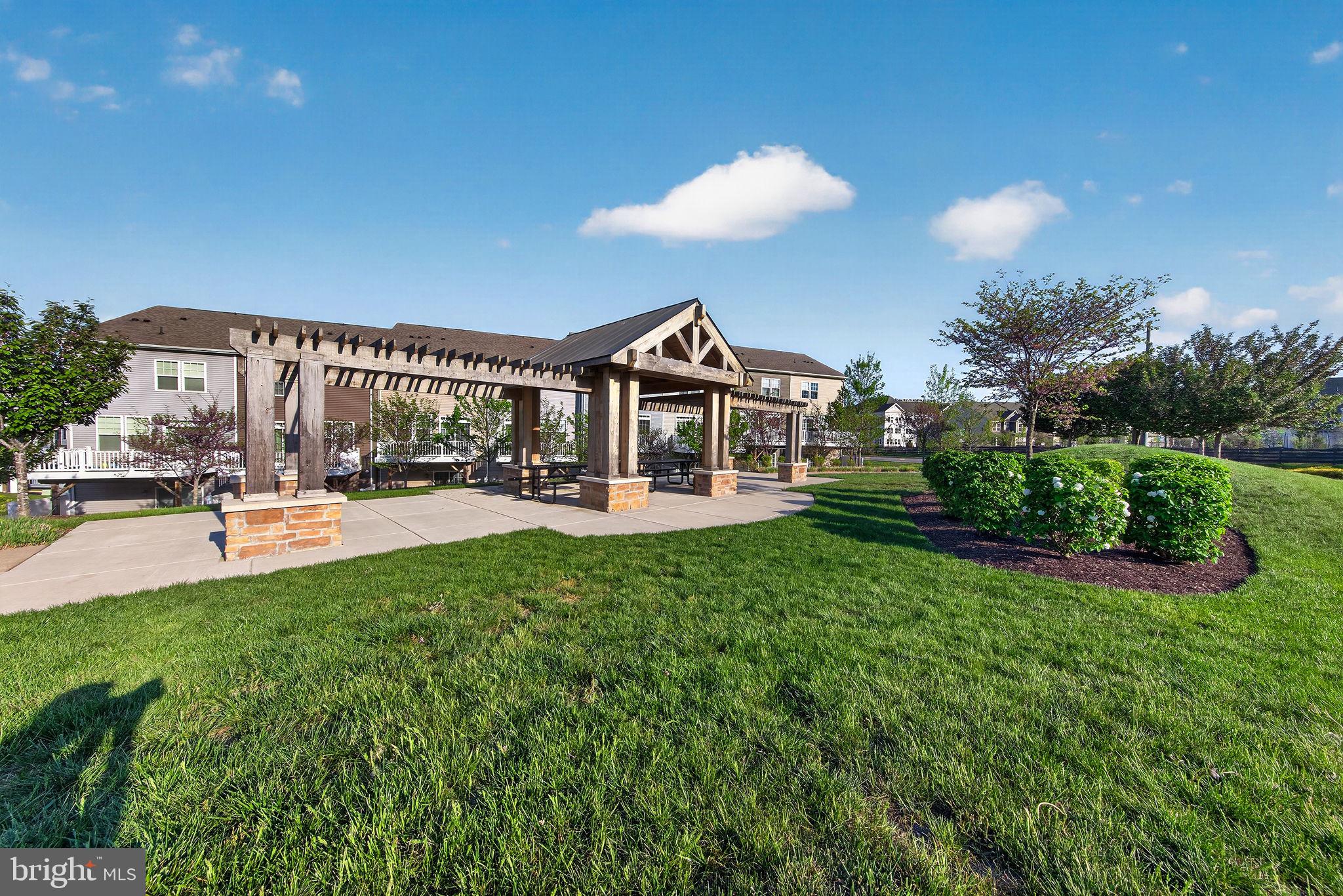 HAYMARKET CROSSING - Residential