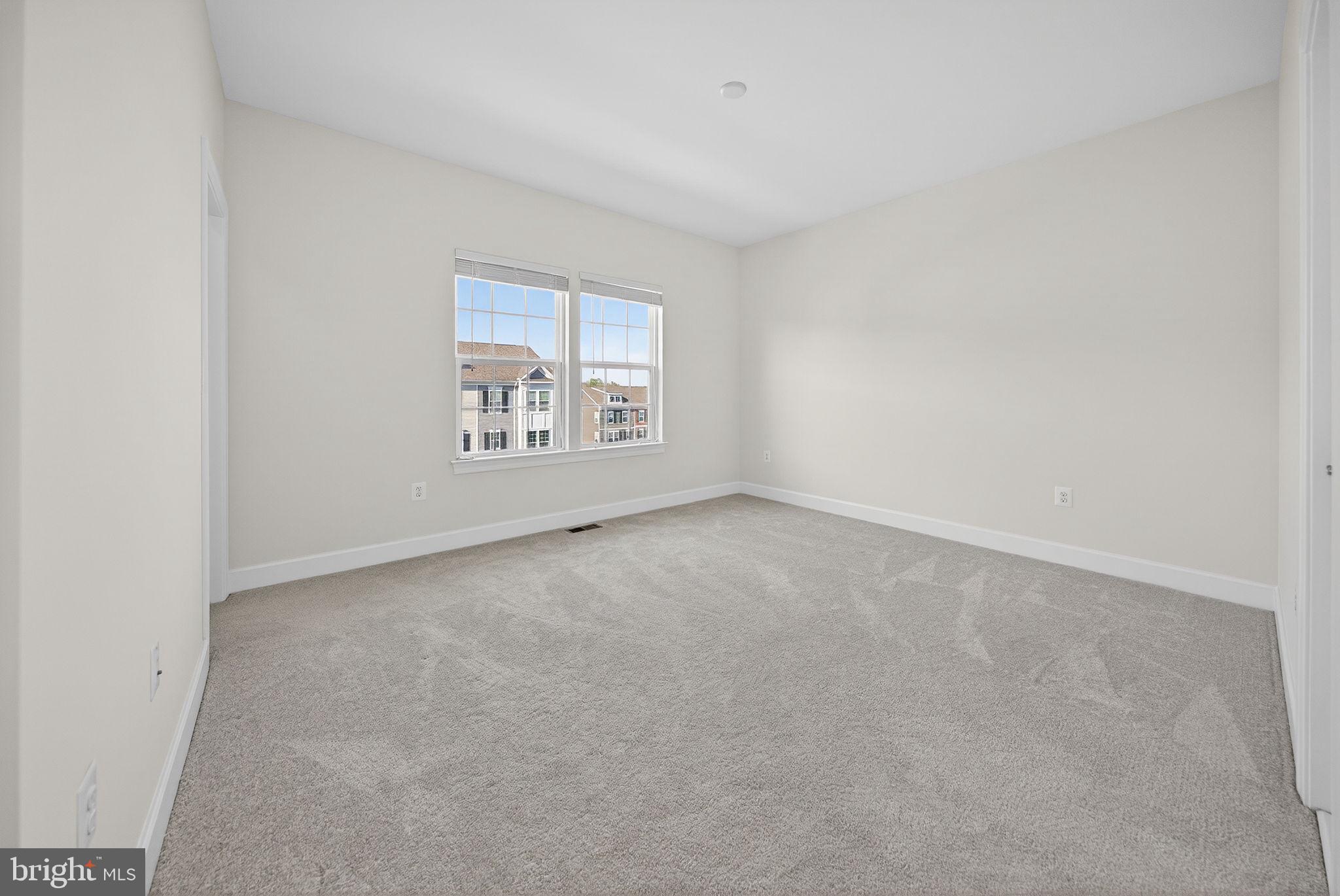 HAYMARKET CROSSING - Residential