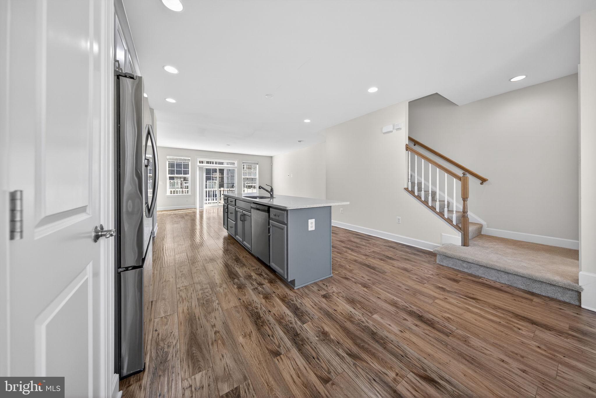 HAYMARKET CROSSING - Residential