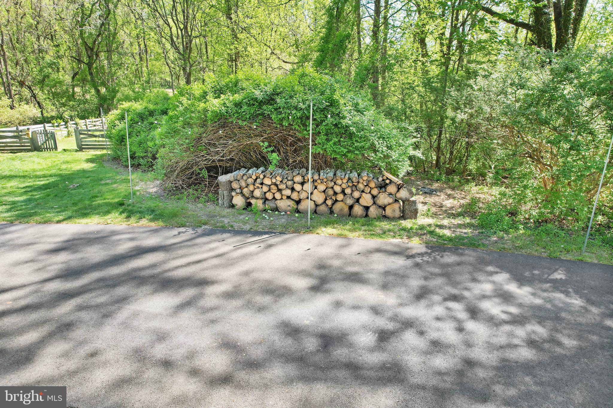 HARWOOD - Residential