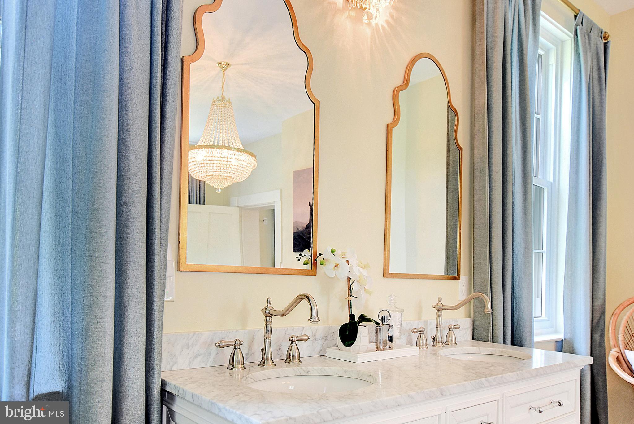 HARWOOD - Residential