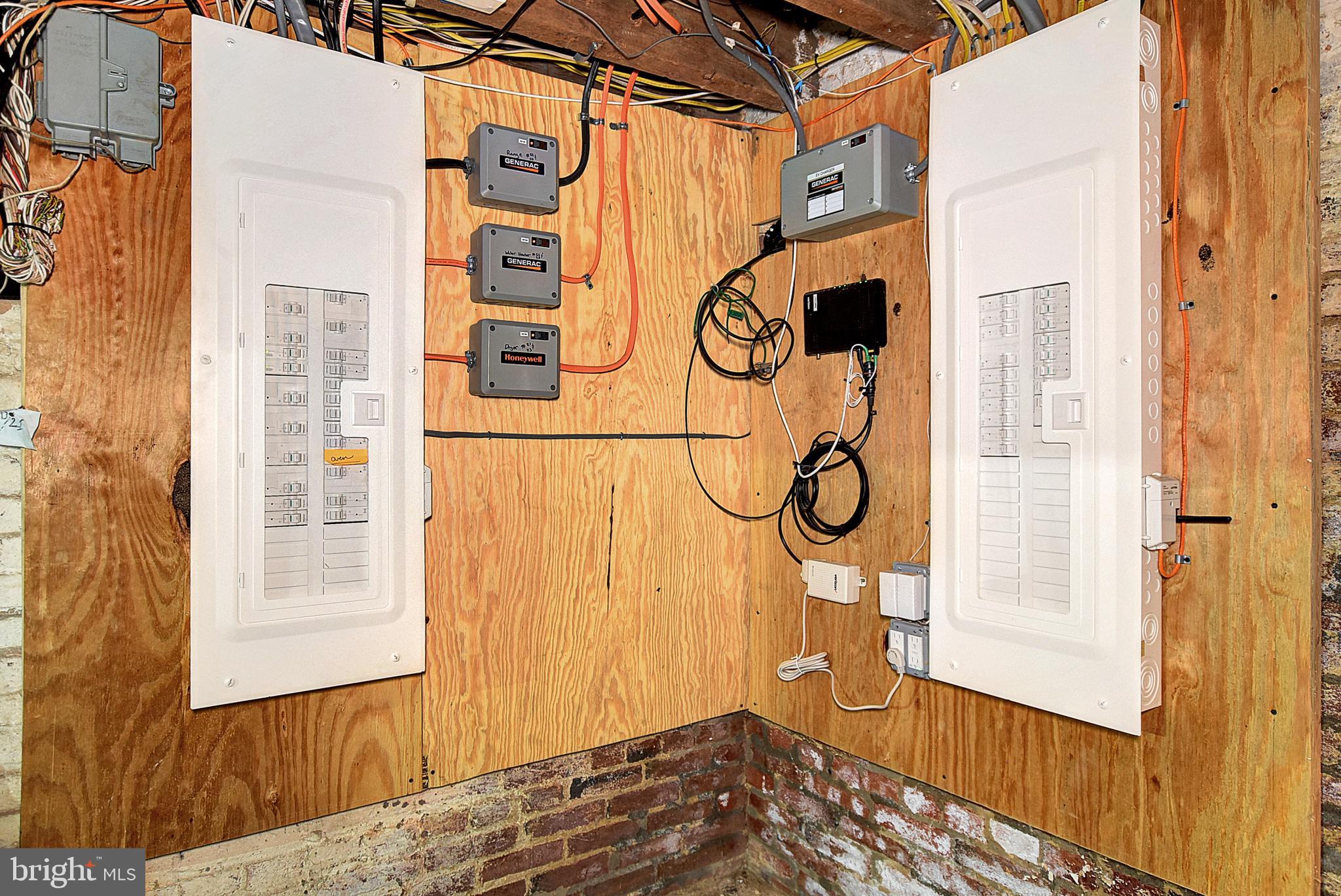 HARWOOD - Residential