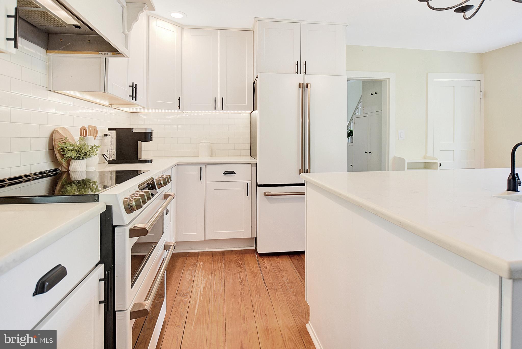 HARWOOD - Residential