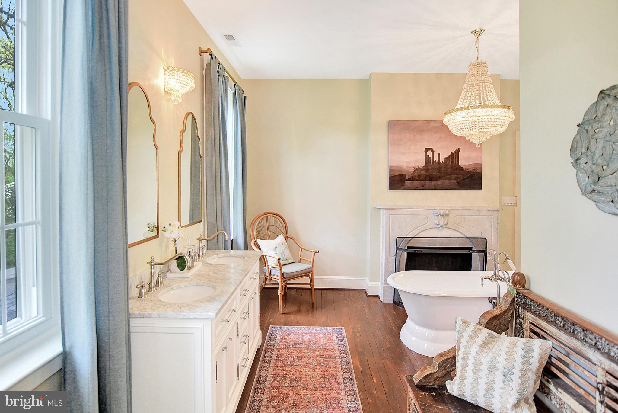 HARWOOD - Residential