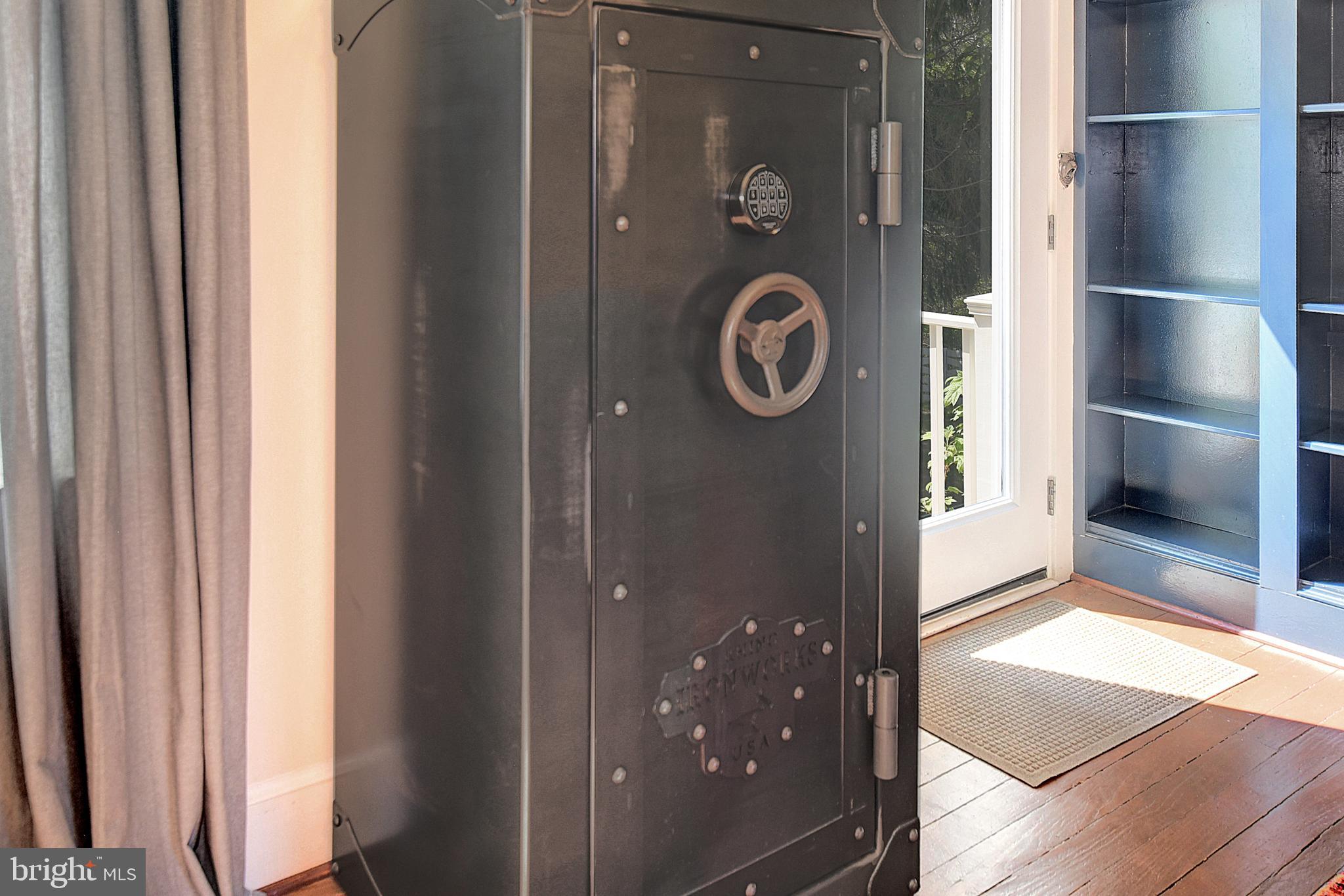 HARWOOD - Residential